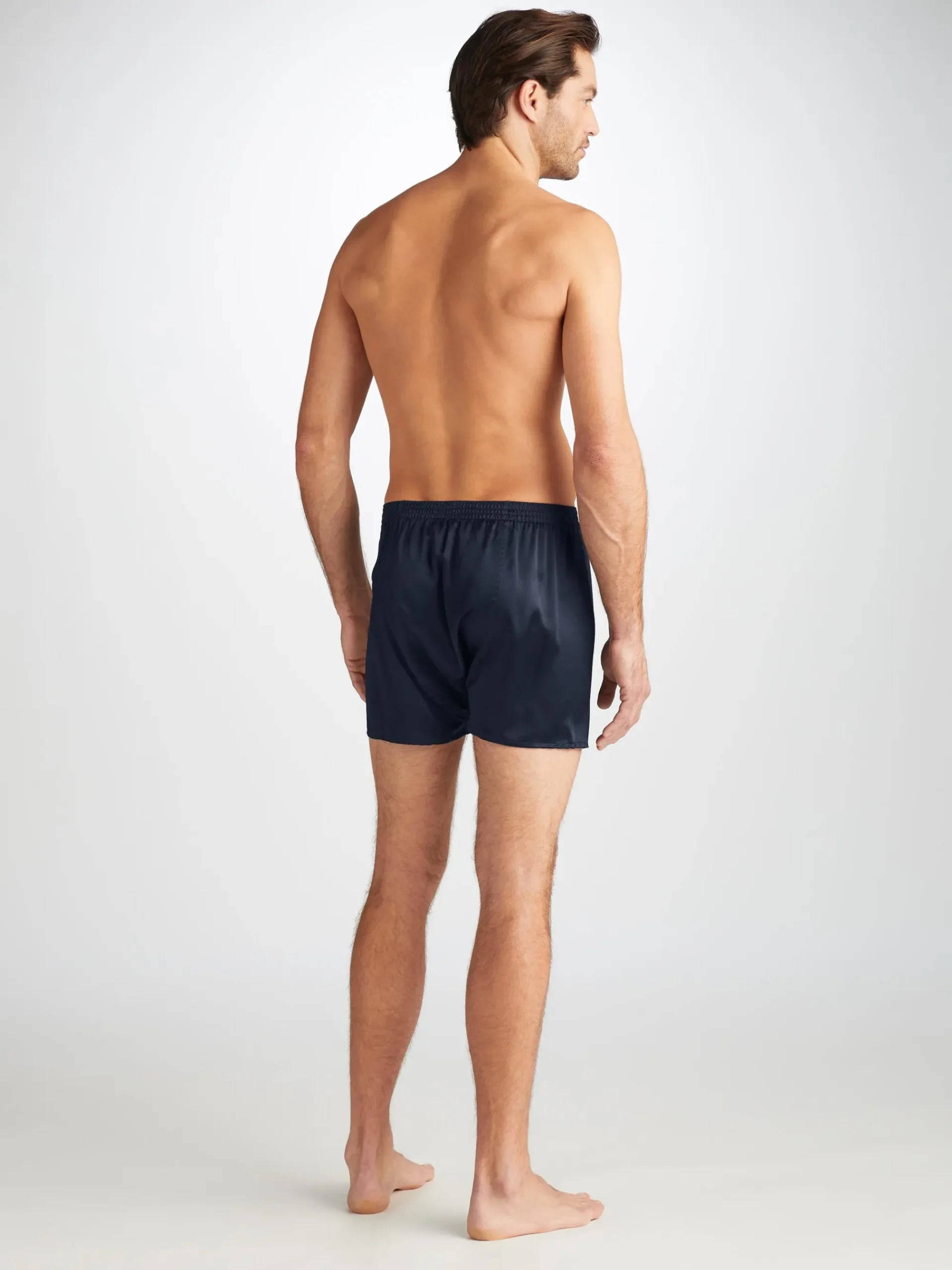 classic-fit-boxers-AUfItbRu-3.webp Derek Rose Silk Boxer Shorts|View All>Classic Fit Boxers Navy Blue