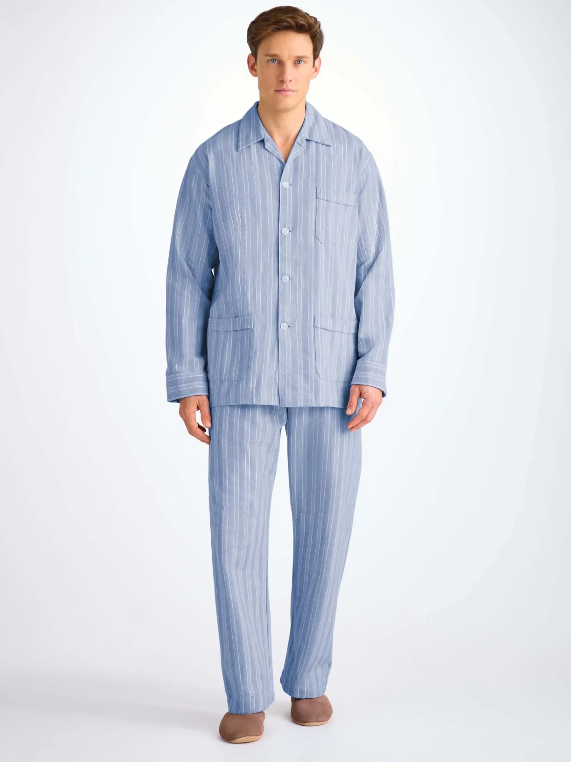 classic-fit-pyjamas-BprjYbFs-2.webp Derek Rose Warm Pyjamas|View All>Classic Fit Pyjamas Mid Blue
