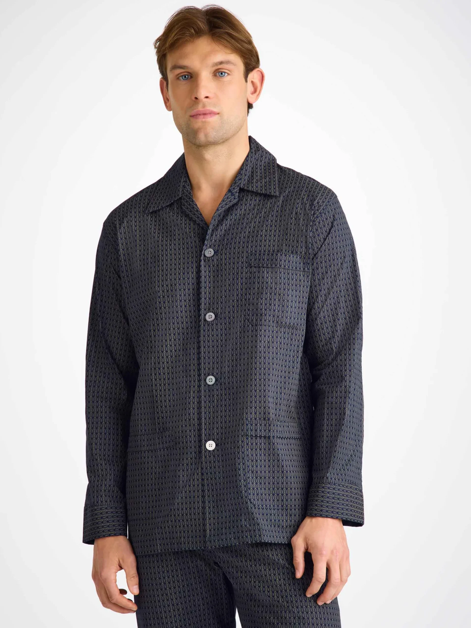 classic-fit-pyjamas-vrVALzuN-5.webp Derek Rose Lightweight Pyjamas|View All>Classic Fit Pyjamas Navy Blue