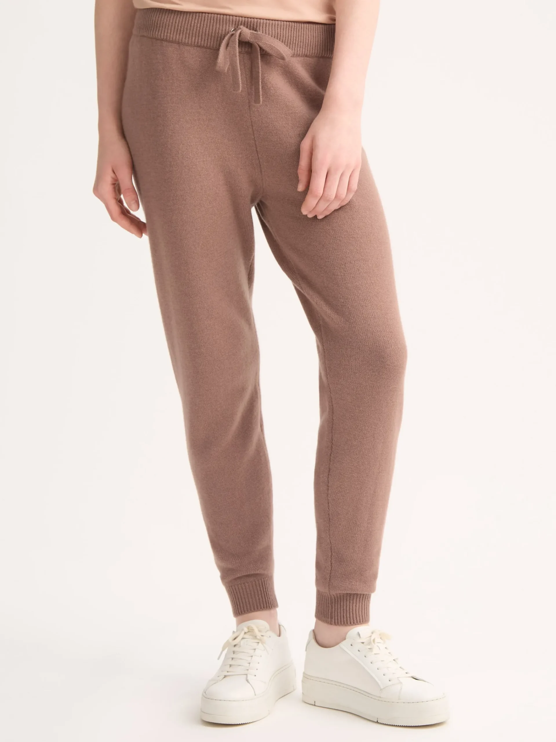cuffed-track-pants-QYutLNJj-0.webp Derek Rose Trousers|View All>Cuffed Track Pants Rosewood