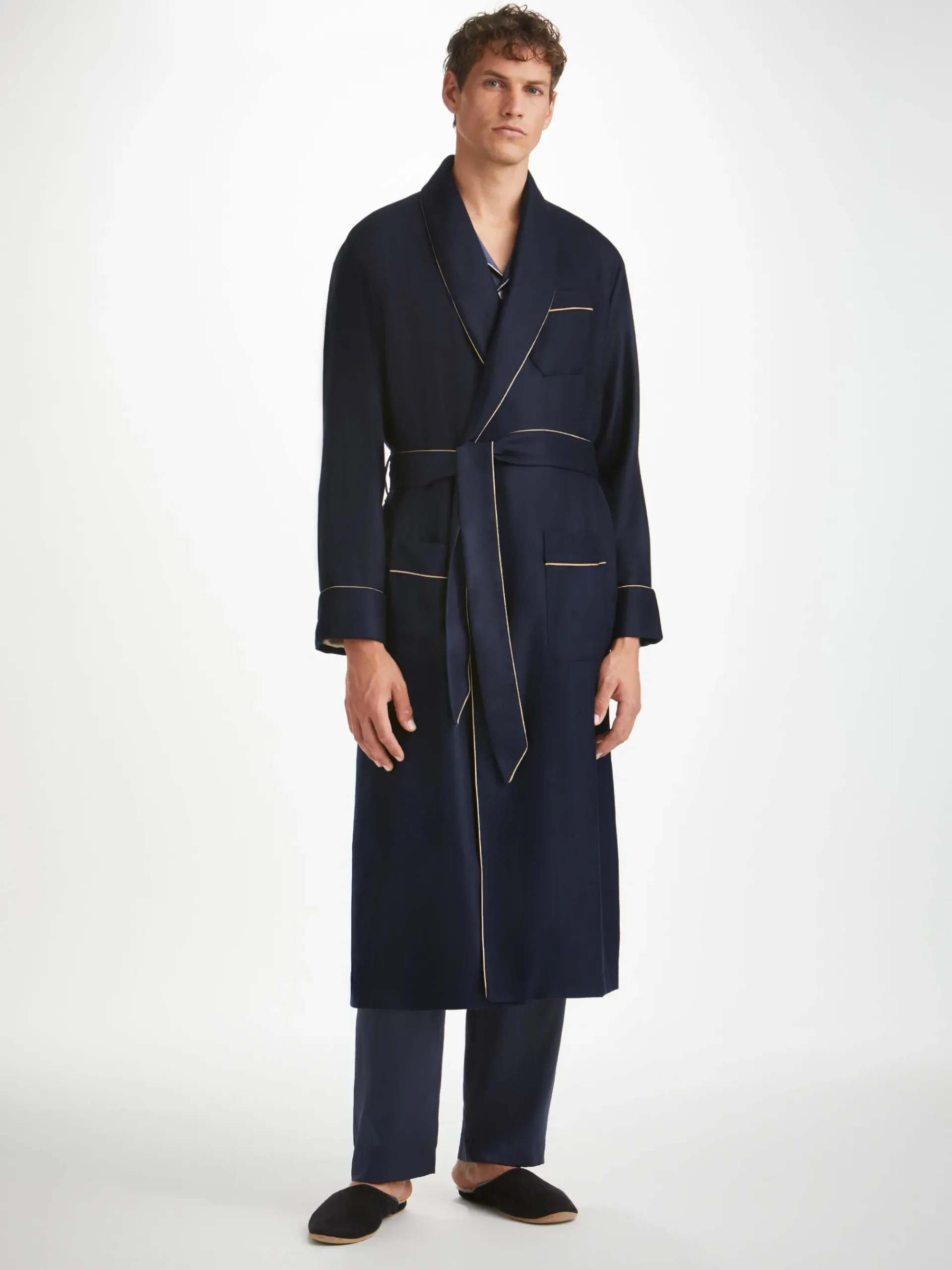 dressing-gown-CdkWfcJg-1.webp Derek Rose Dressing Gowns|View All>Dressing Gown Navy Blue