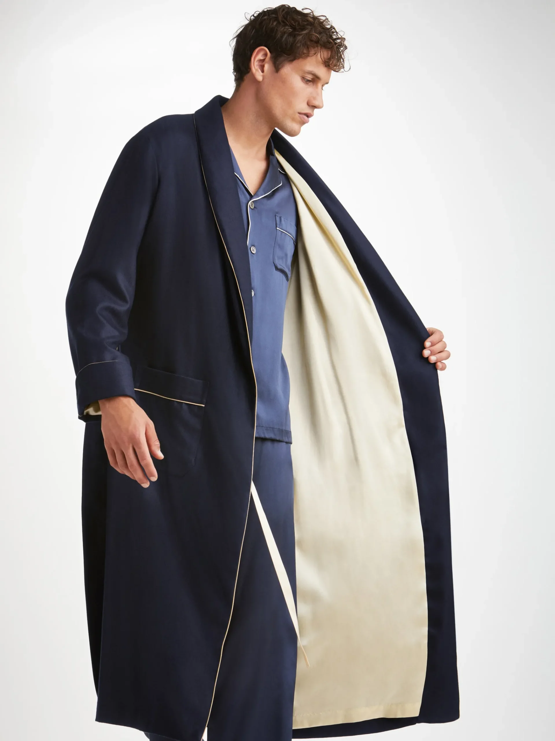 dressing-gown-CdkWfcJg-5.webp Derek Rose Dressing Gowns|View All>Dressing Gown Navy Blue