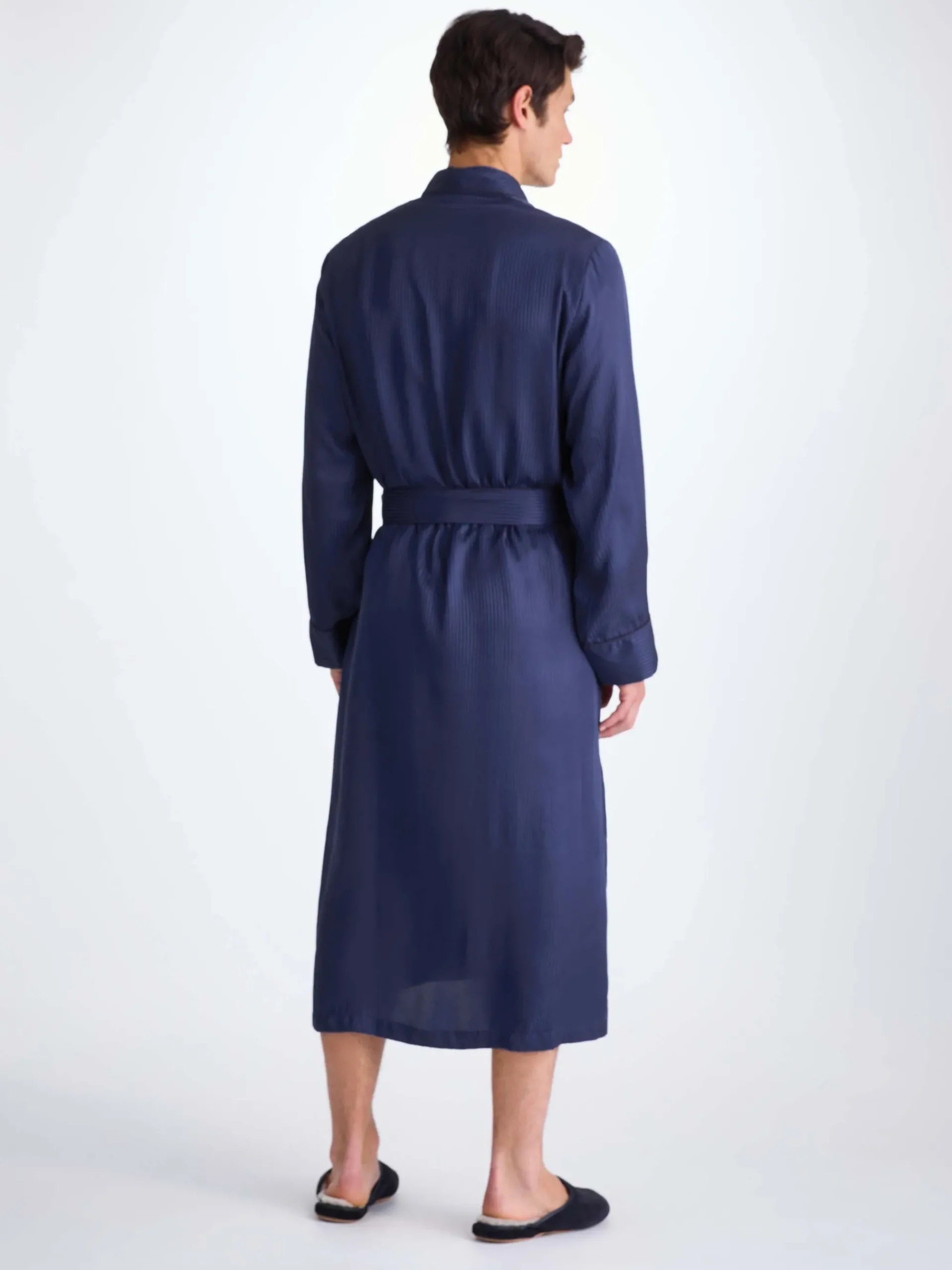 dressing-gown-oOasmTMh-2.webp Derek Rose Dressing Gowns|View All>Dressing Gown Navy Blue