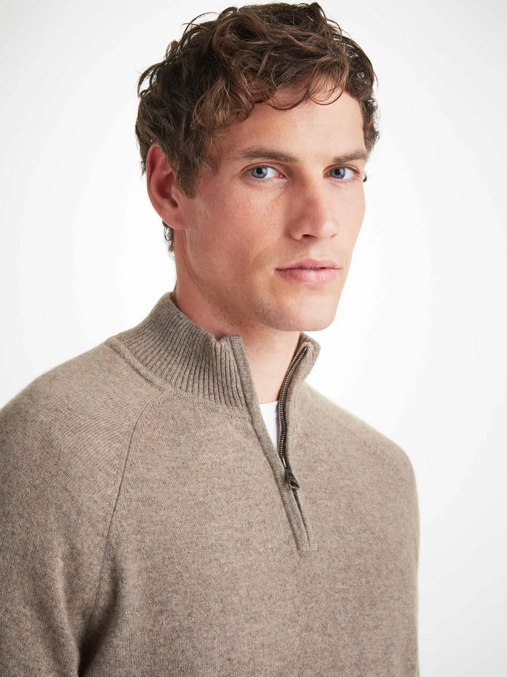 half-zip-sweater-BIAdgYtn-4.webp Derek Rose Sweaters|View All>Half-Zip Sweater Mole Heather