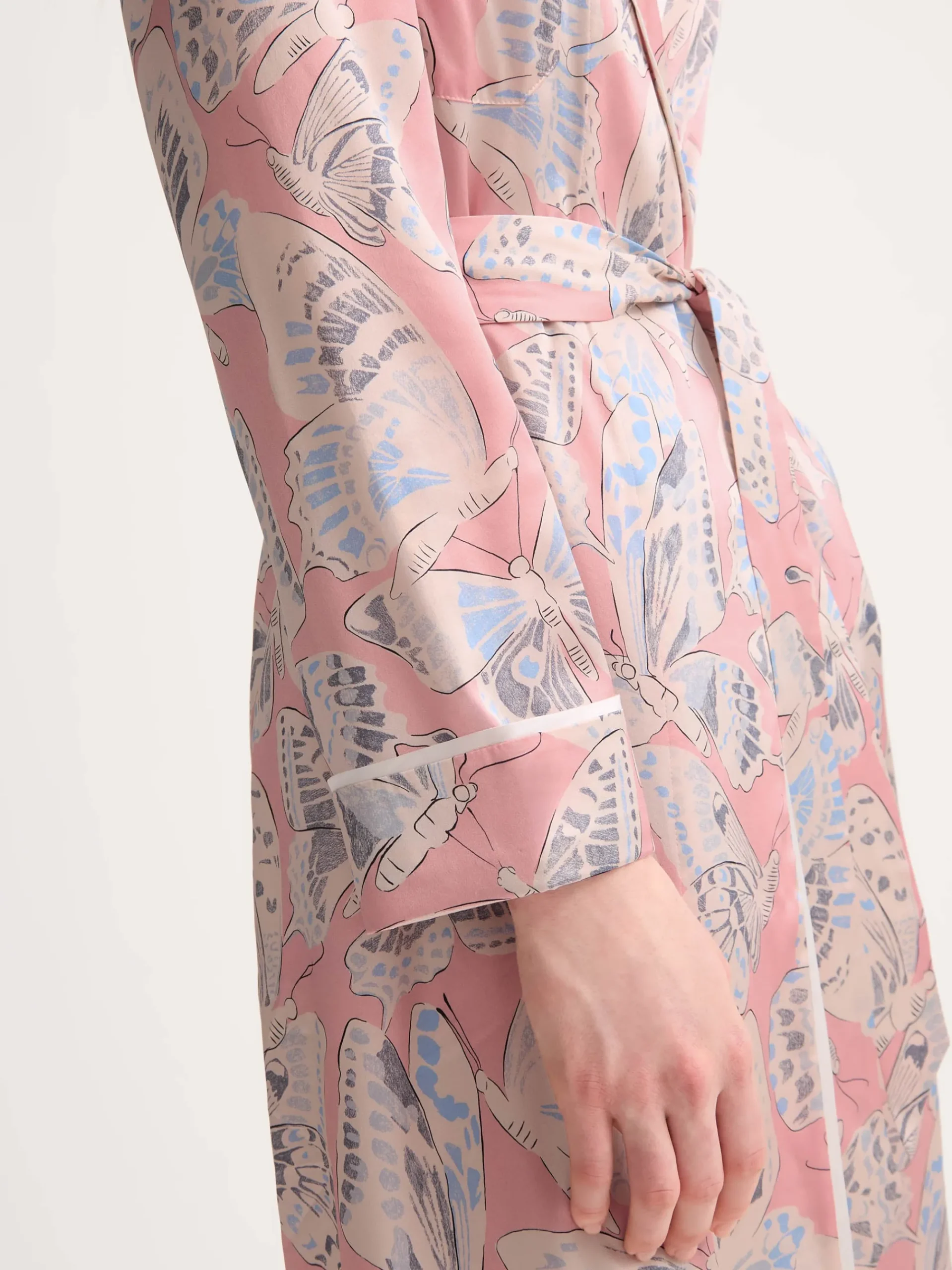 long-dressing-gown-iWUVMDic-3.webp Derek Rose Gowns & Robes|View All>Long Dressing Gown Pink Multi