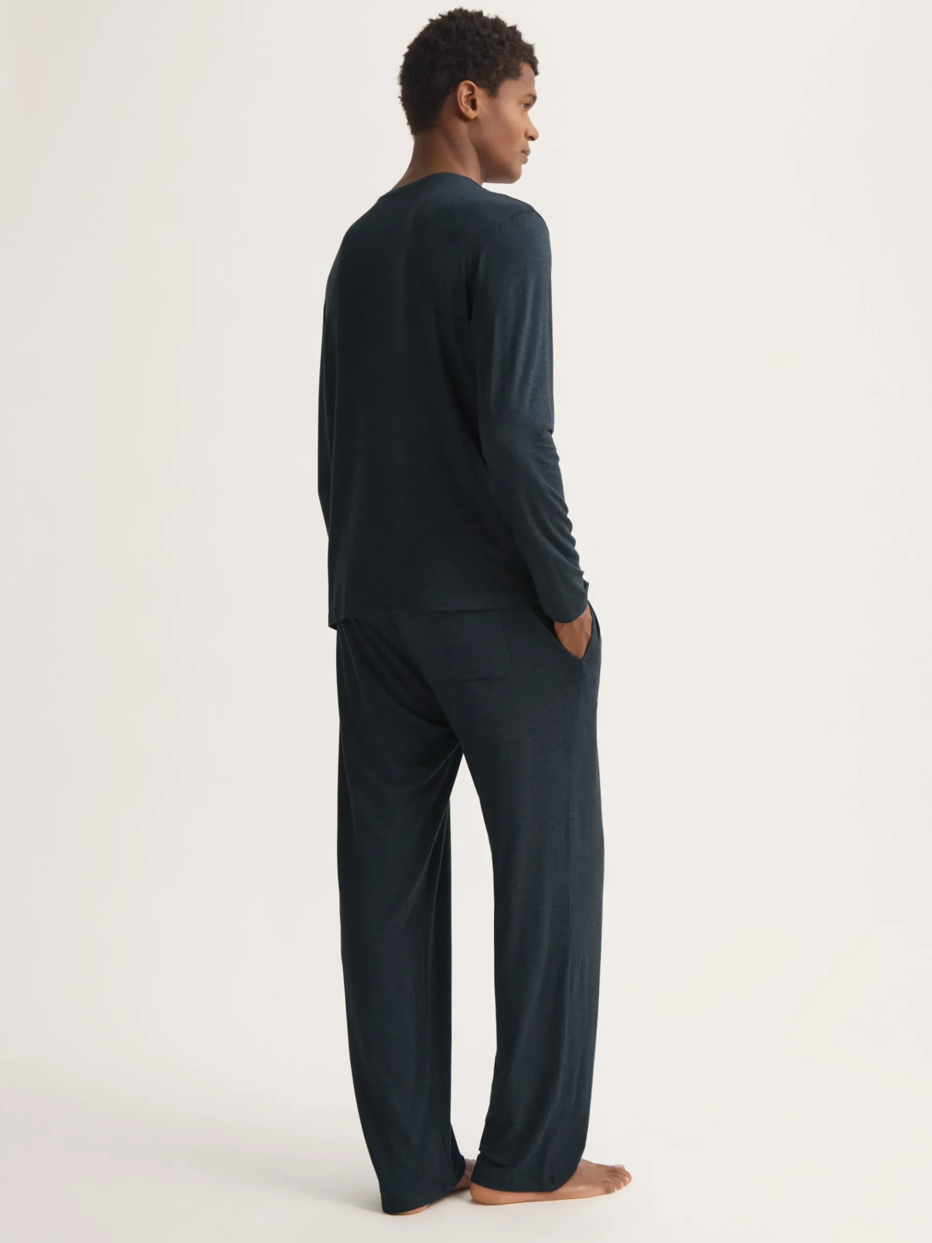 long-sleeve-t-shirt-bqBogYXt-3.webp Derek Rose Long Sleeve T-Shirts|View All>Long Sleeve T-Shirt Anthracite