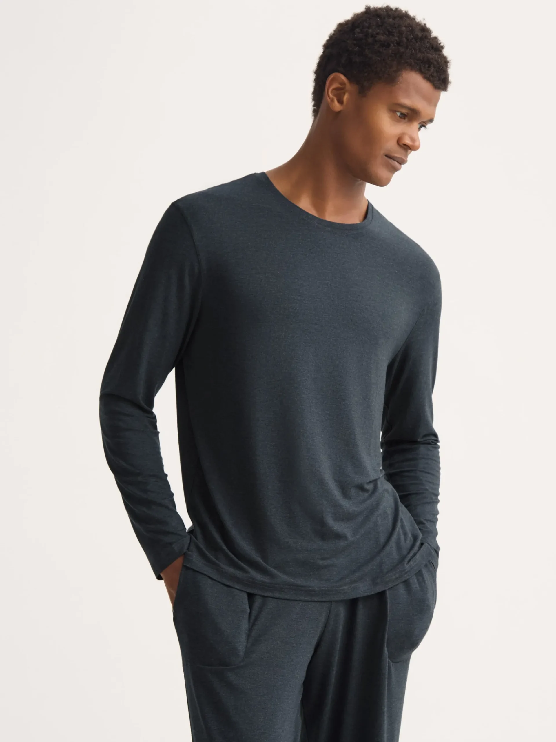 long-sleeve-t-shirt-bqBogYXt-6.webp Derek Rose Long Sleeve T-Shirts|View All>Long Sleeve T-Shirt Anthracite