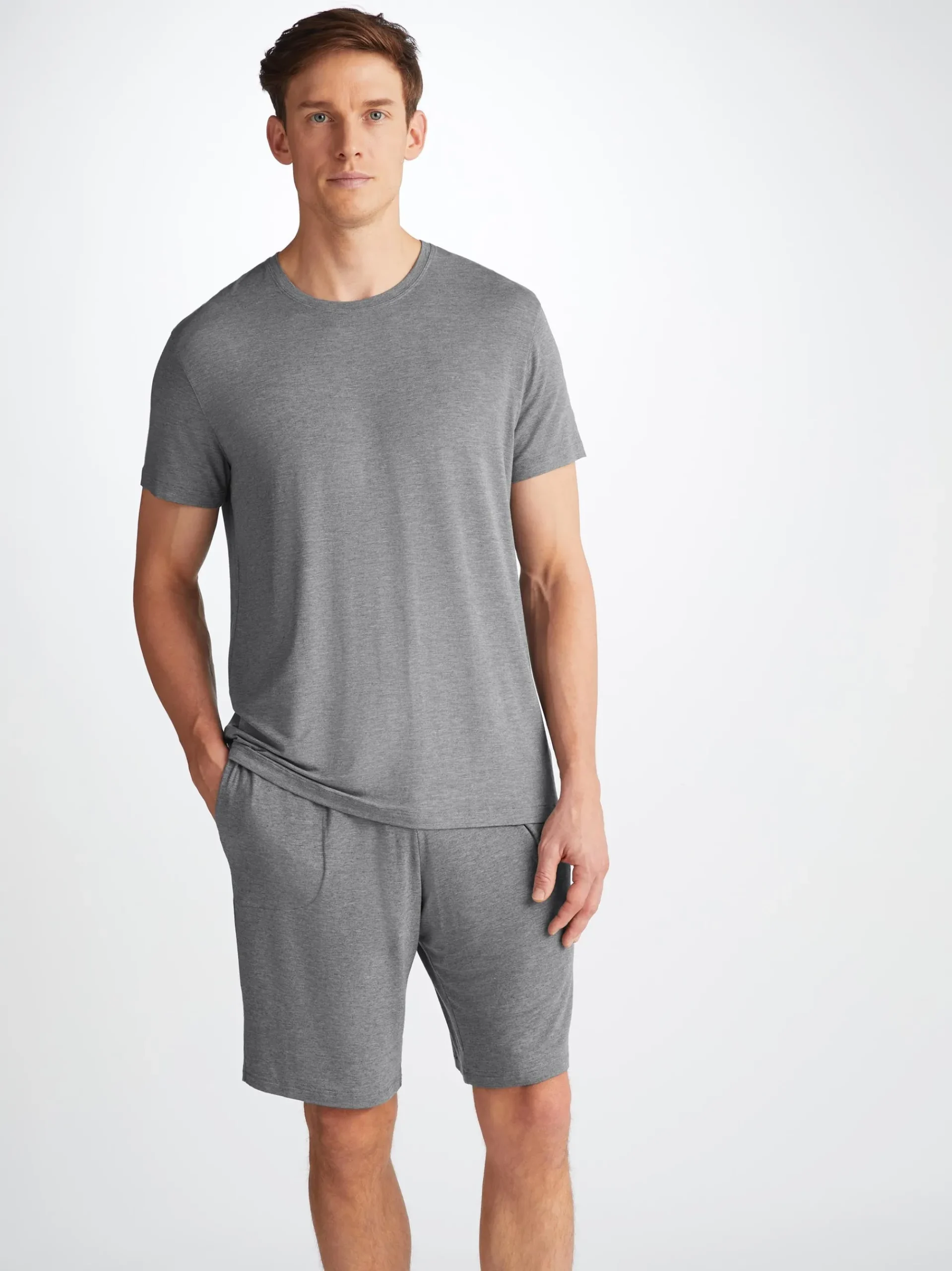 lounge-shorts-voDPKpXH-2.webp Derek Rose Lounge Trousers & Shorts|View All>Lounge Shorts Charcoal