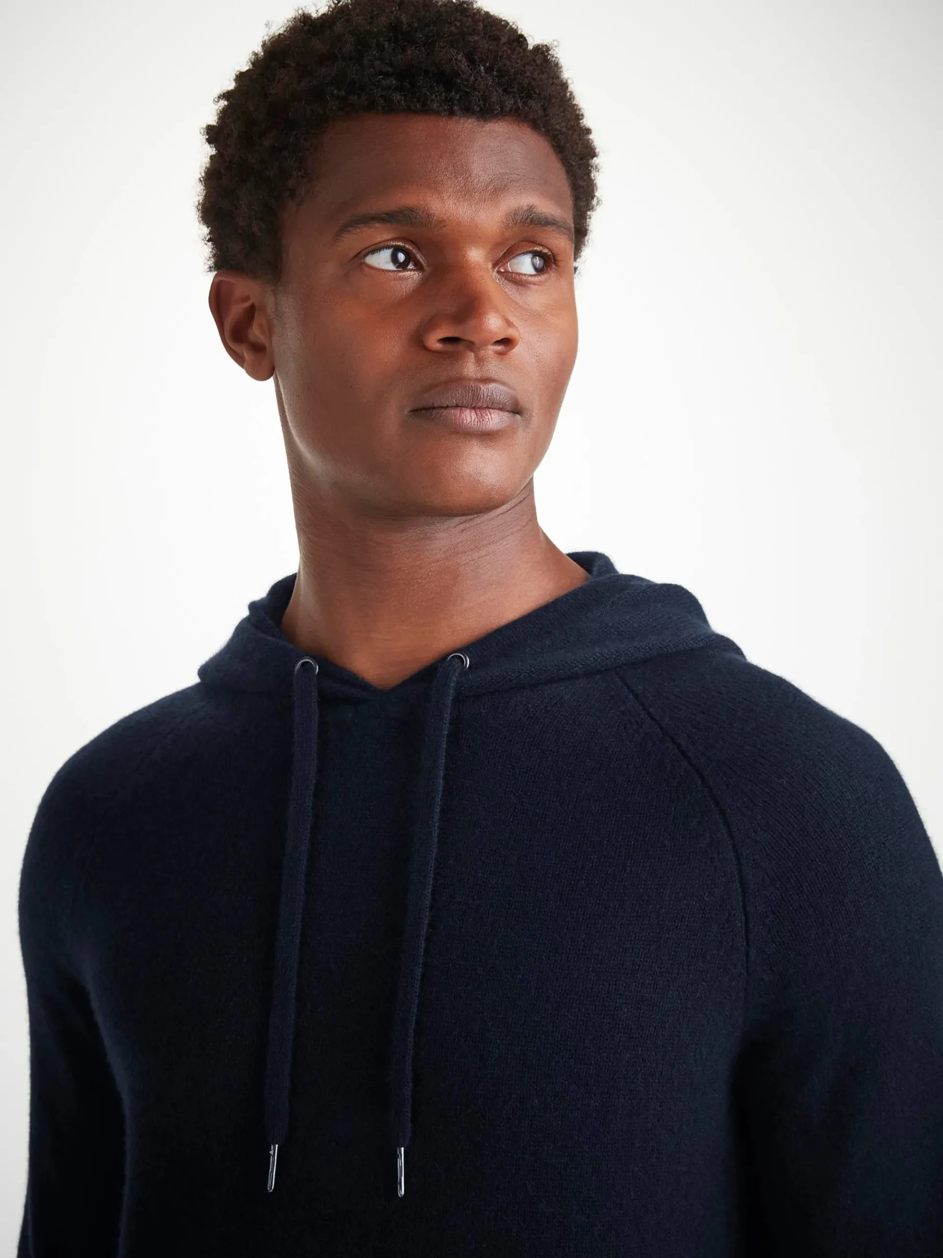 pullover-hoodie-and-track-pant-NlKVystG-4.webp Derek Rose Cashmere Sets|View All>Pullover Hoodie And Track Pants Set Navy