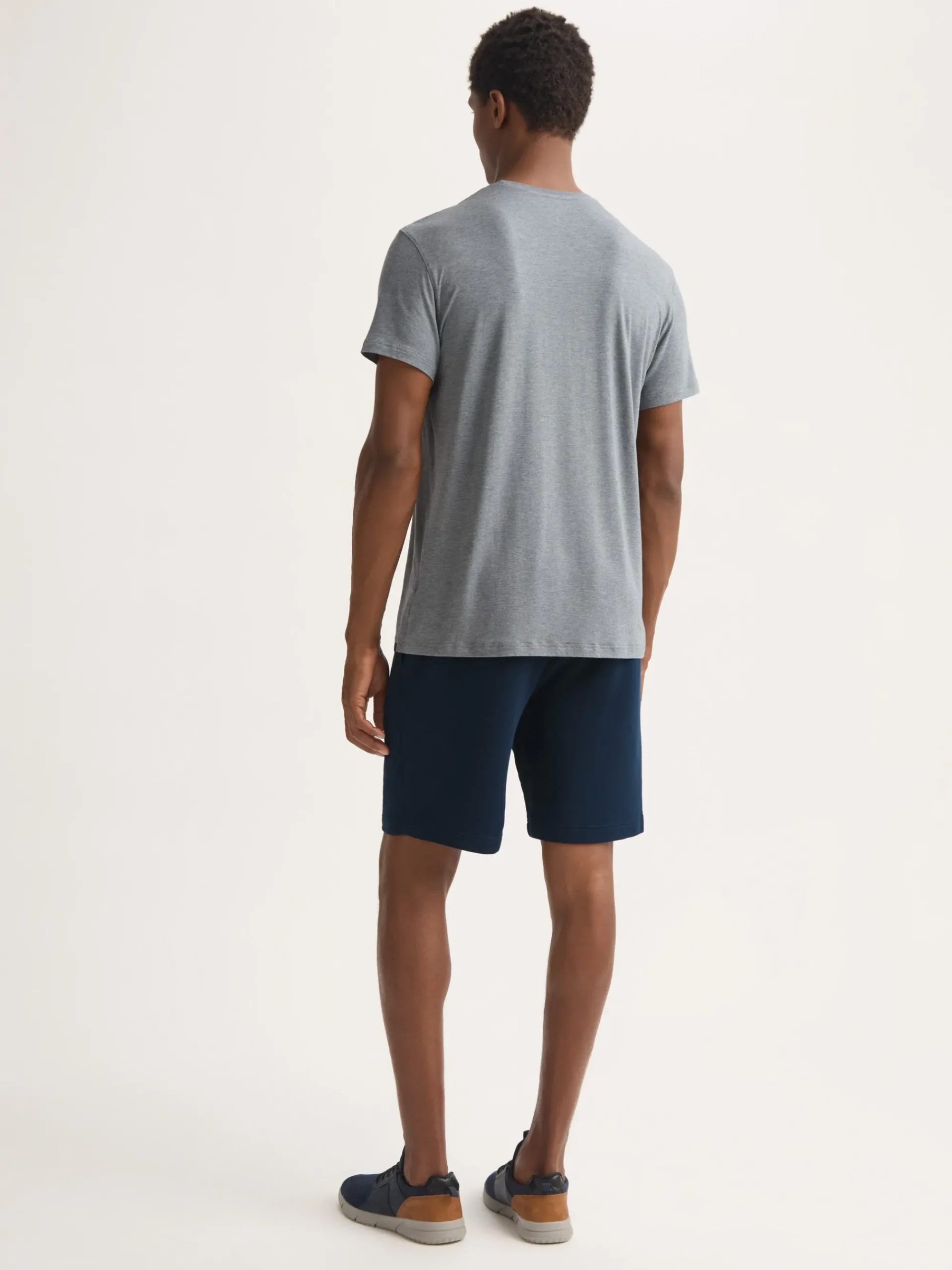 sweat-shorts-wnIqNNdo-3.webp Derek Rose Shorts|View All>Sweat Shorts Navy Blue