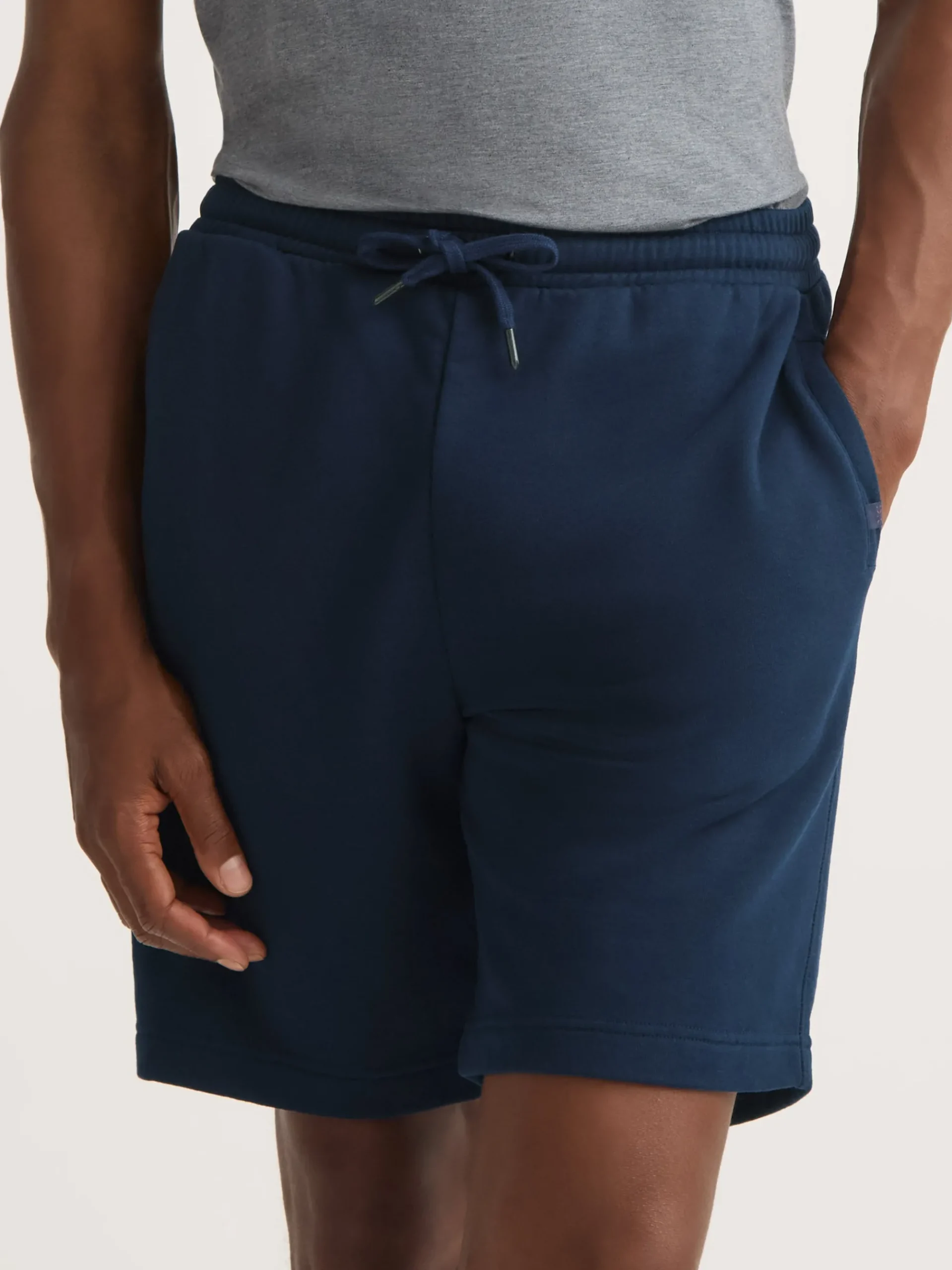 sweat-shorts-wnIqNNdo-7.webp Derek Rose Shorts|View All>Sweat Shorts Navy Blue