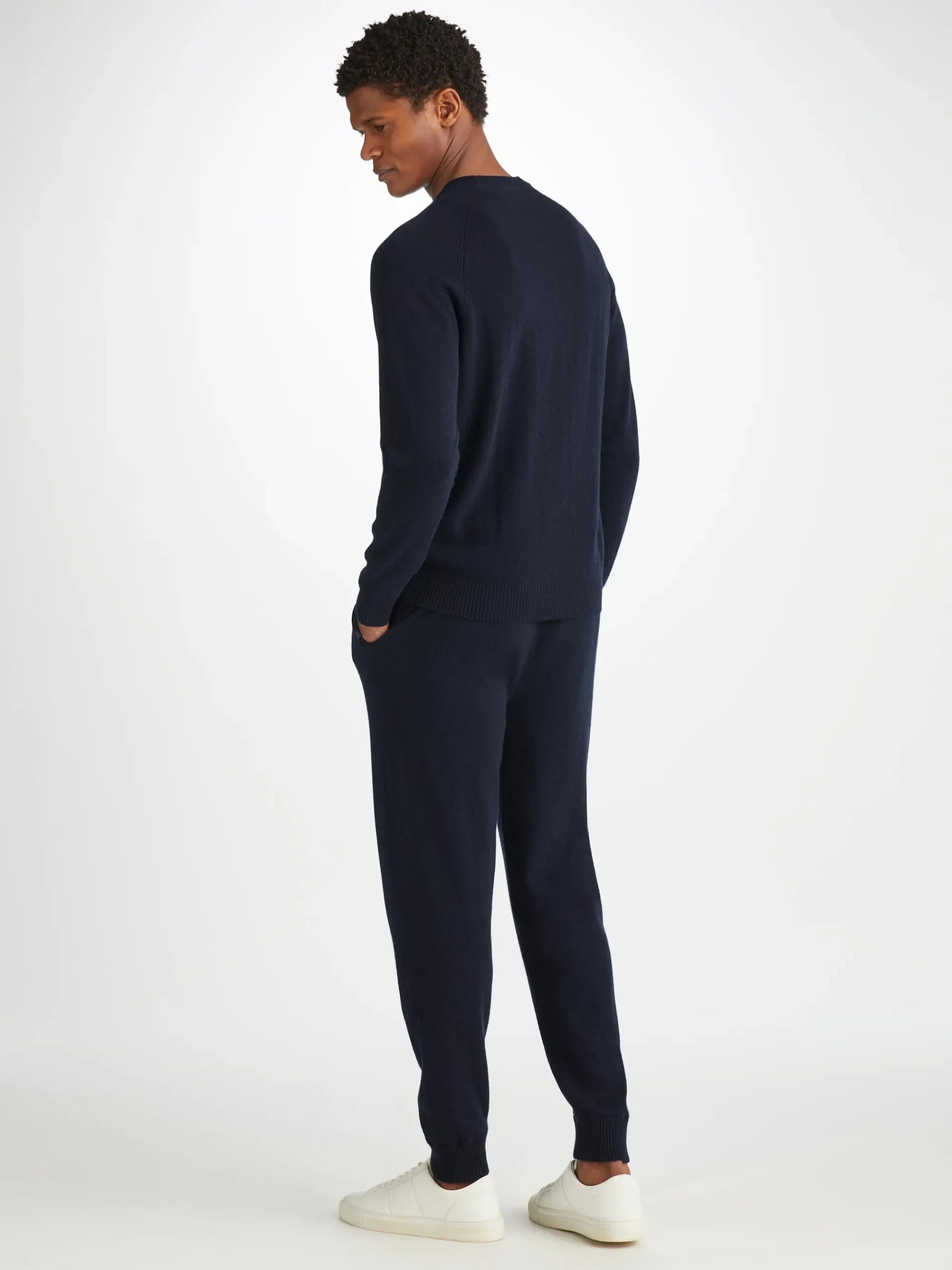 sweater-hiewhjoZ-3.webp Derek Rose Sweaters|View All>Sweater Navy Blue