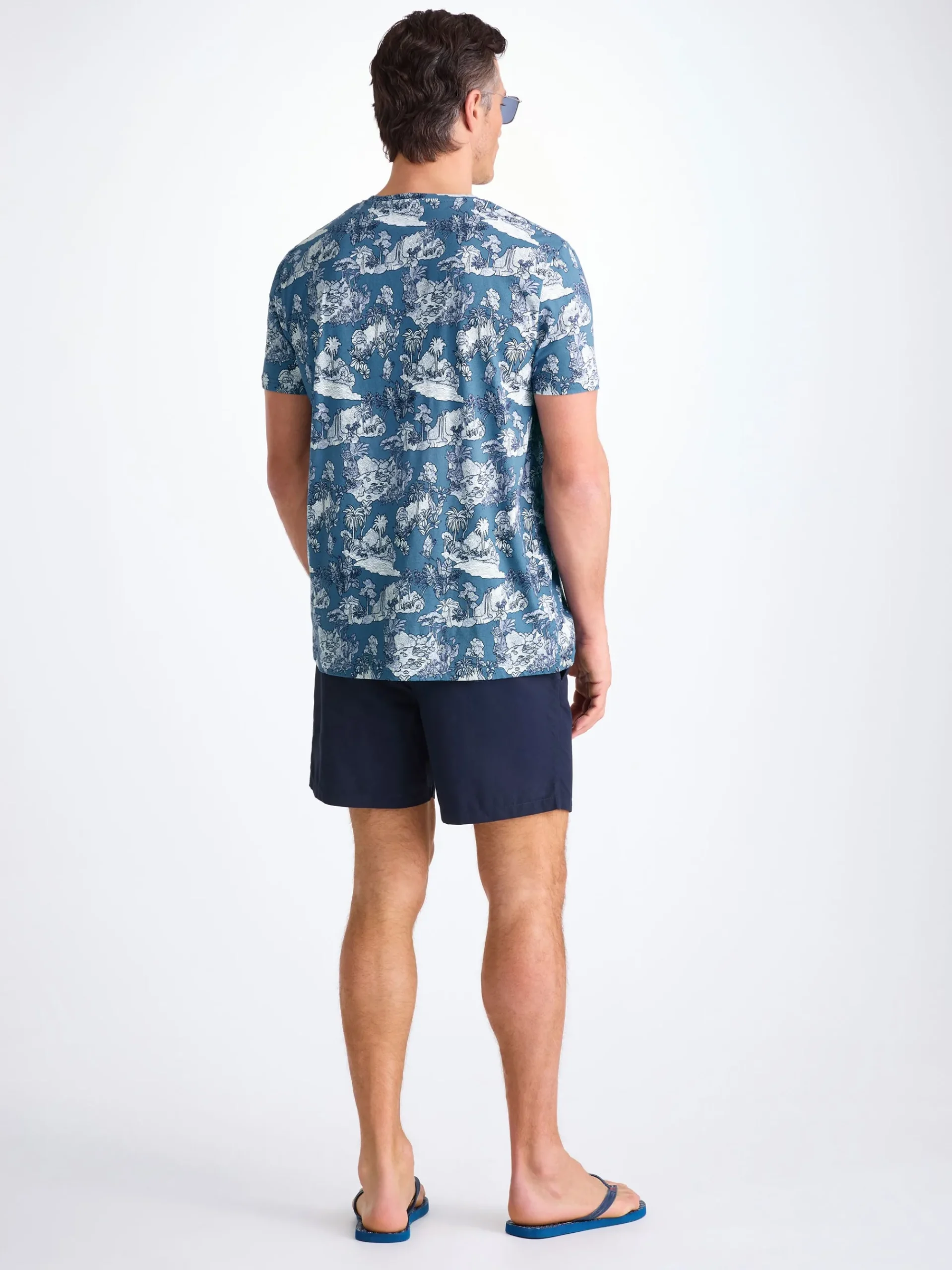 t-shirt-HsiJPpxG-3.webp Derek Rose Cotton T-Shirts|View All>T-Shirt Mid Blue