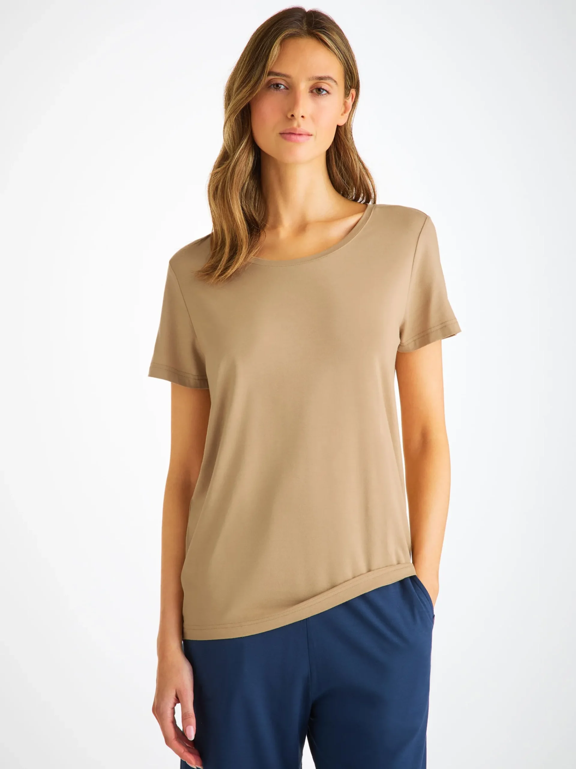 t-shirt-ImwtpyjF-2.webp Derek Rose Crew Neck T-Shirts|View All>T-Shirt Camel