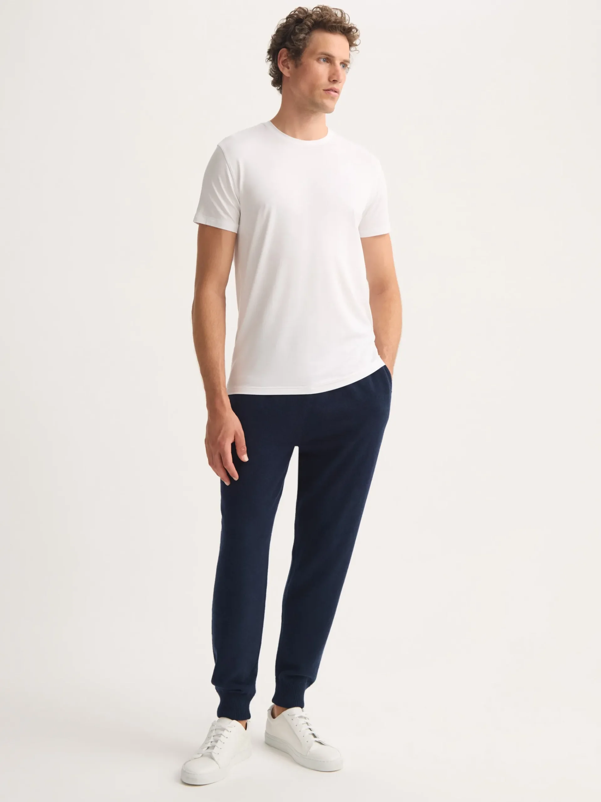 track-pants-iqQGkaSe-2.webp Derek Rose Trousers|View All>Track Pants Navy Blue