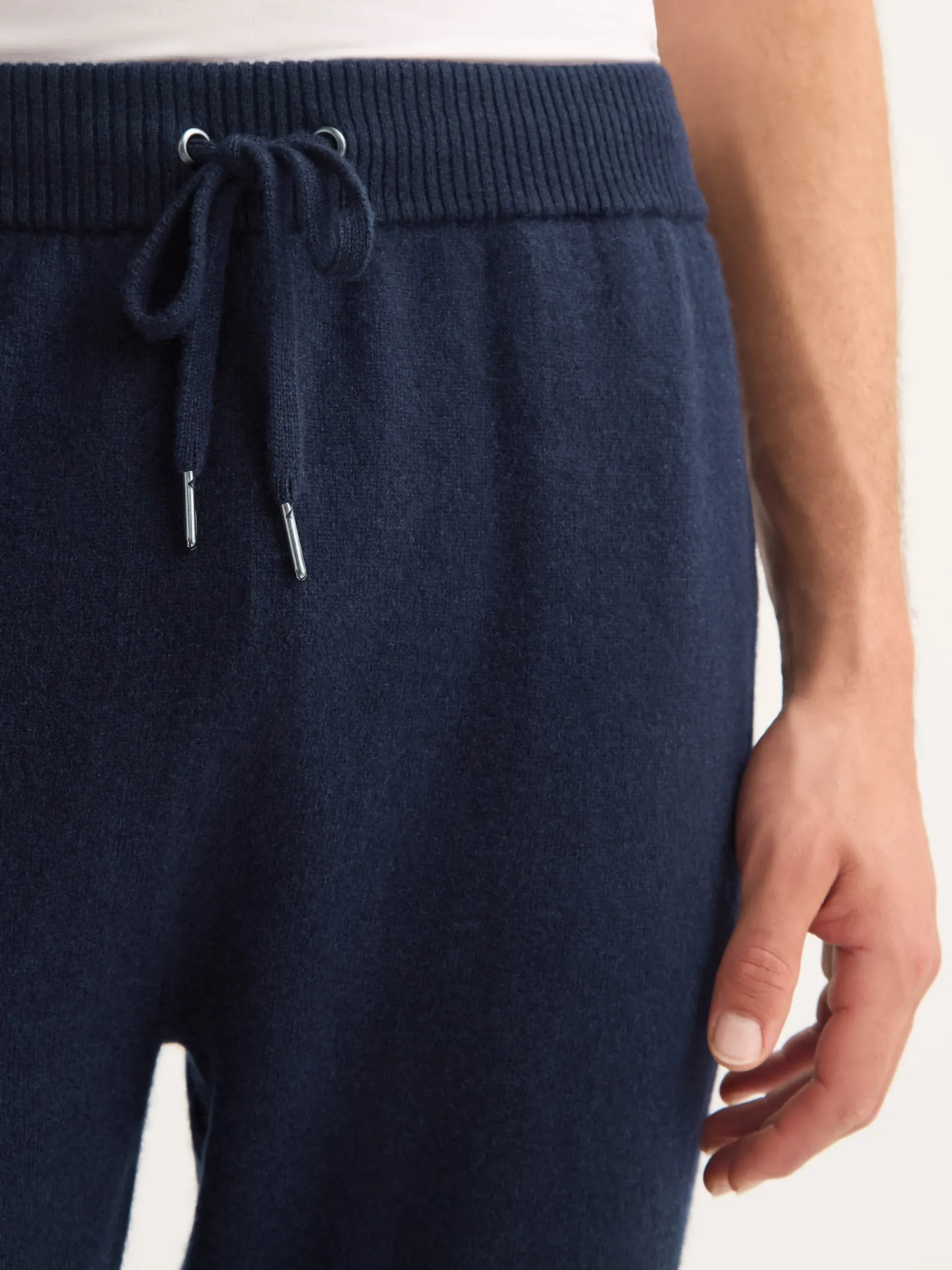 track-pants-iqQGkaSe-4.webp Derek Rose Trousers|View All>Track Pants Navy Blue
